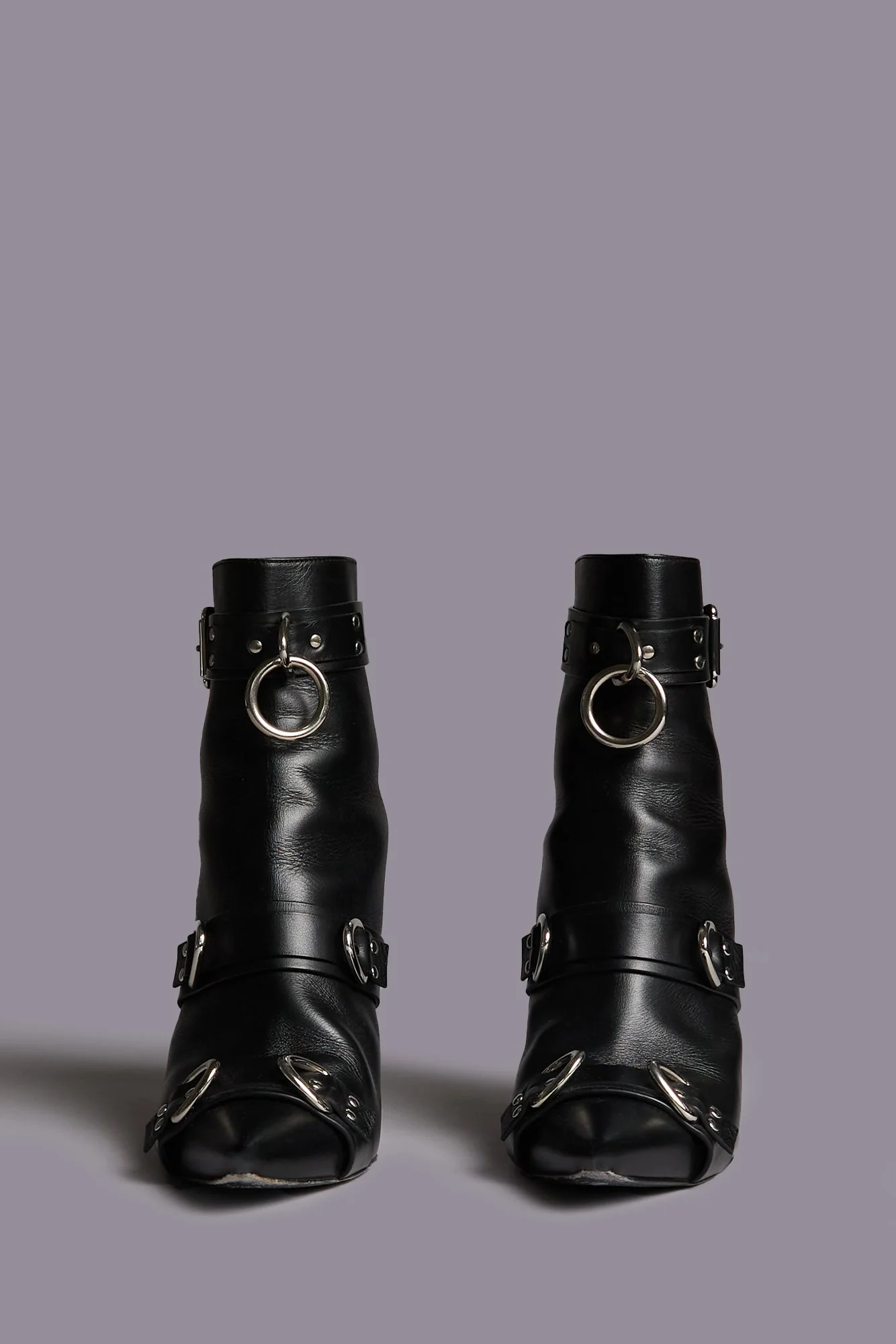 STRAPPED SKINNY ANKLE HEELED BOOT - BLACK - Image 3